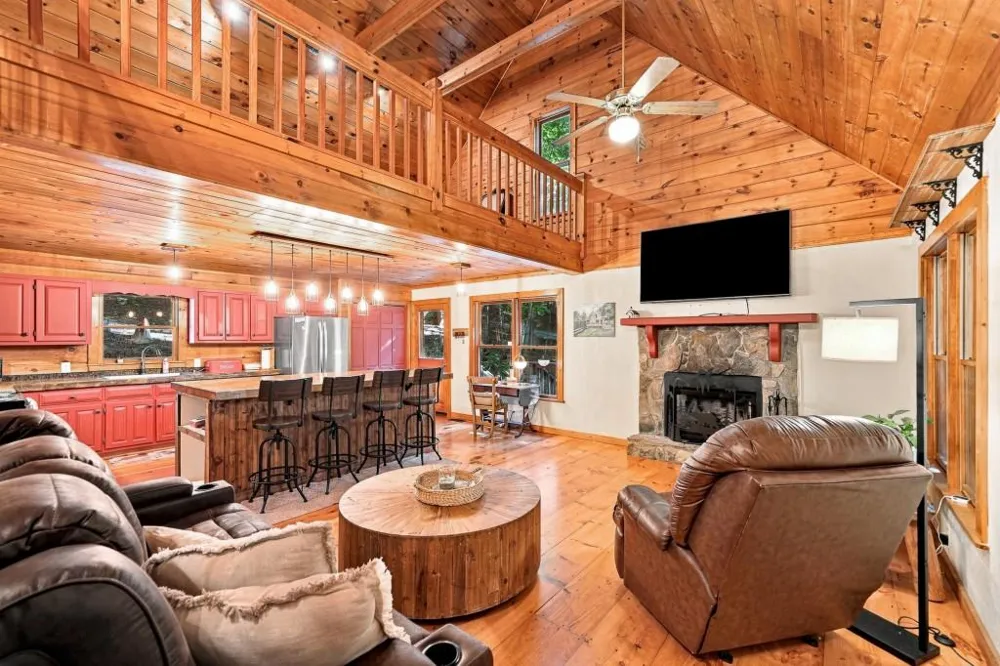 19 Blackberry Falls Lane Ellijay, GA 30536