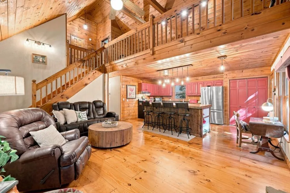 19 Blackberry Falls Lane Ellijay, GA 30536