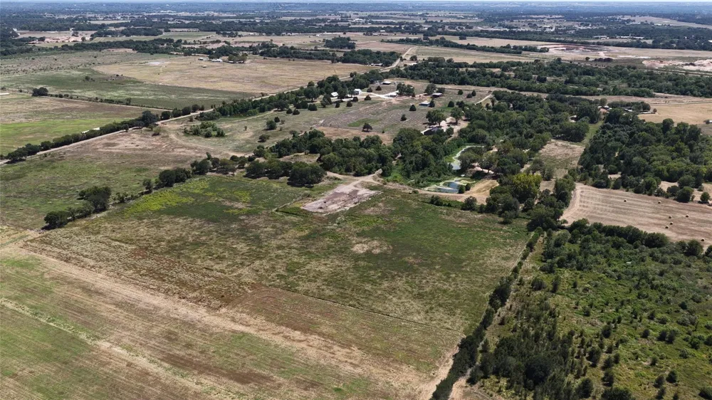 5420 Frances Road La Grange, TX 78945