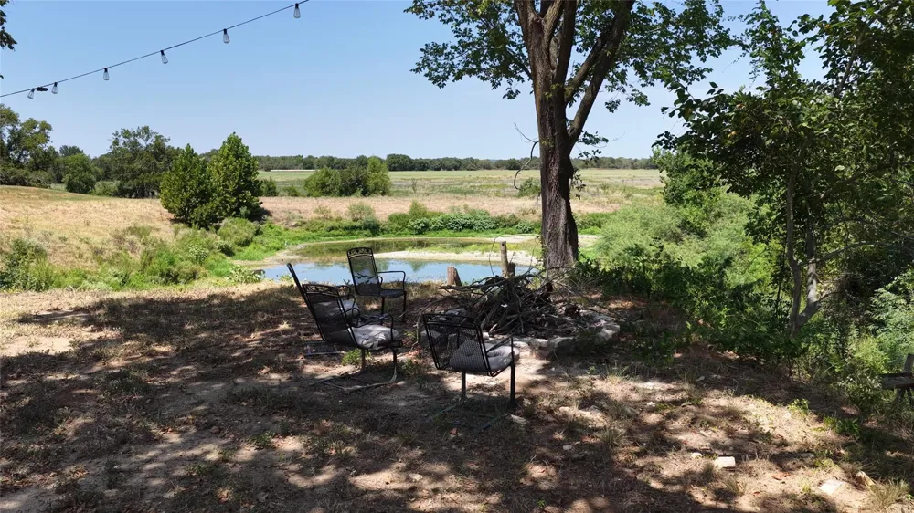 5420 Frances Road La Grange, TX 78945