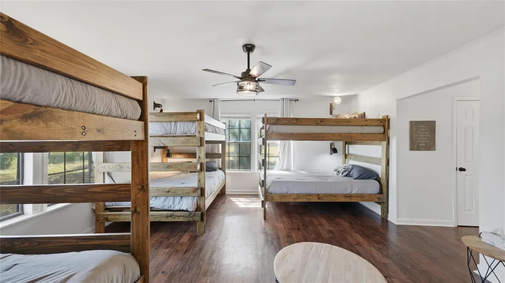 5420 Frances Road La Grange, TX 78945