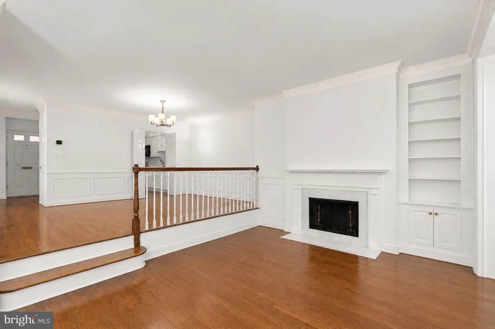 4422 WESTOVER PLACE NW Washington, DC 20016