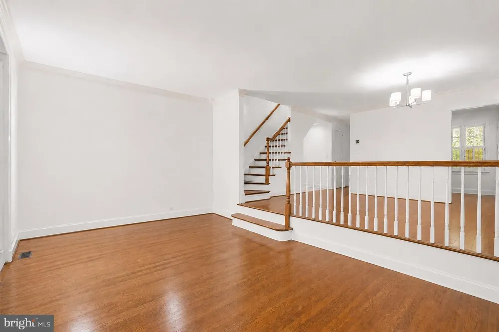 4422 WESTOVER PLACE NW Washington, DC 20016
