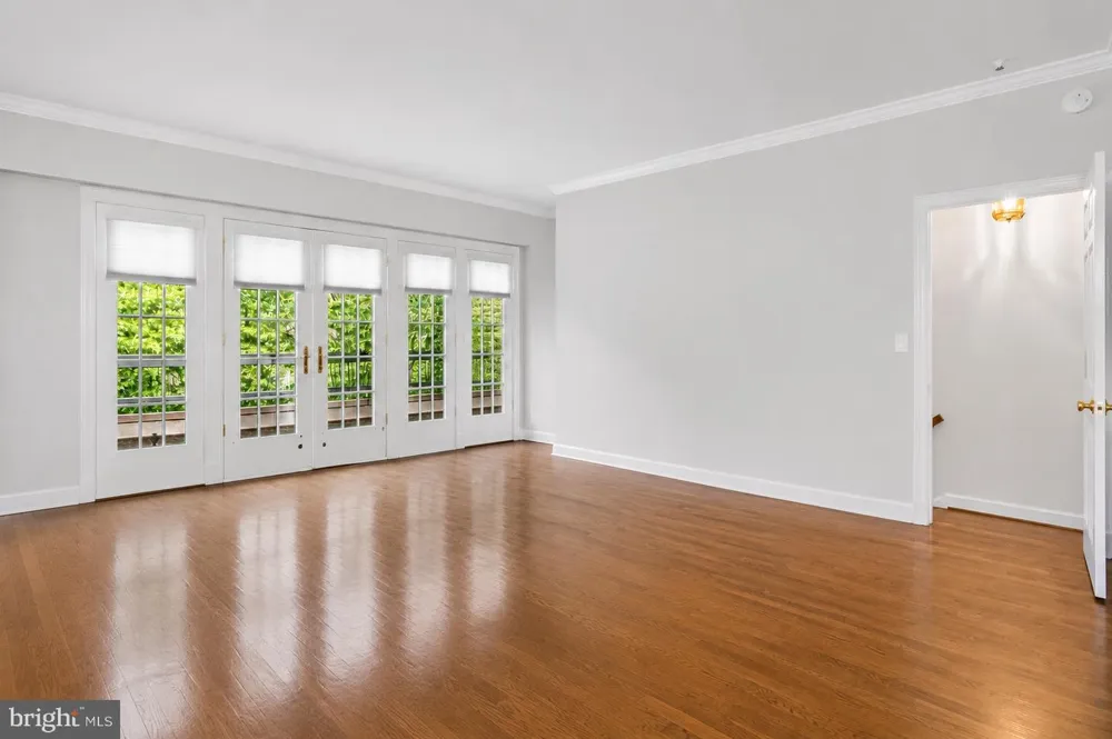 4422 WESTOVER PLACE NW Washington, DC 20016