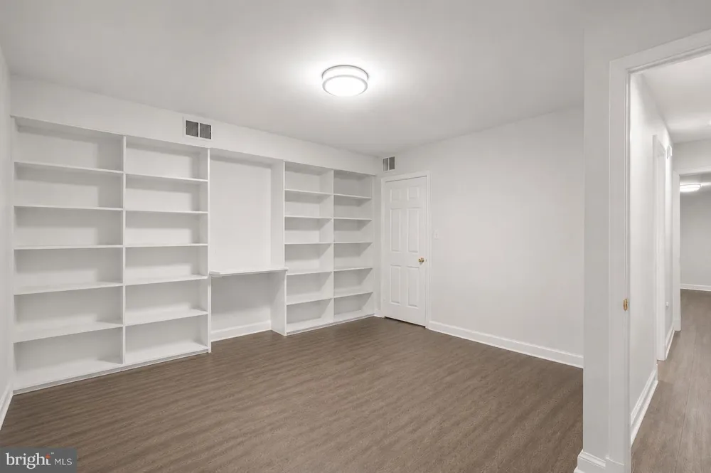 4422 WESTOVER PLACE NW Washington, DC 20016