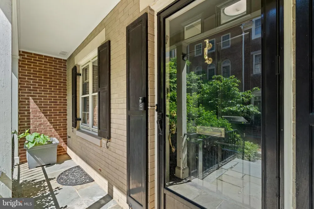 4422 WESTOVER PLACE NW Washington, DC 20016