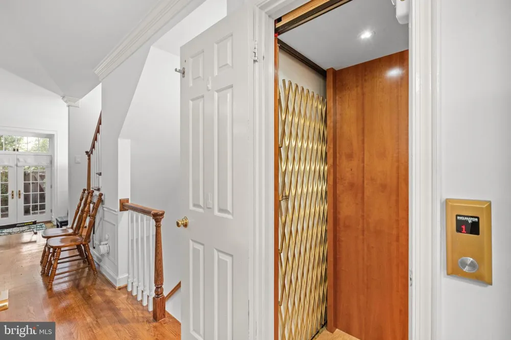 4422 WESTOVER PLACE NW Washington, DC 20016