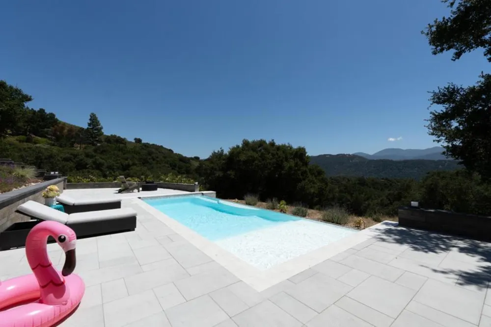 31499 Via Las Rosas Carmel Valley, CA 93924