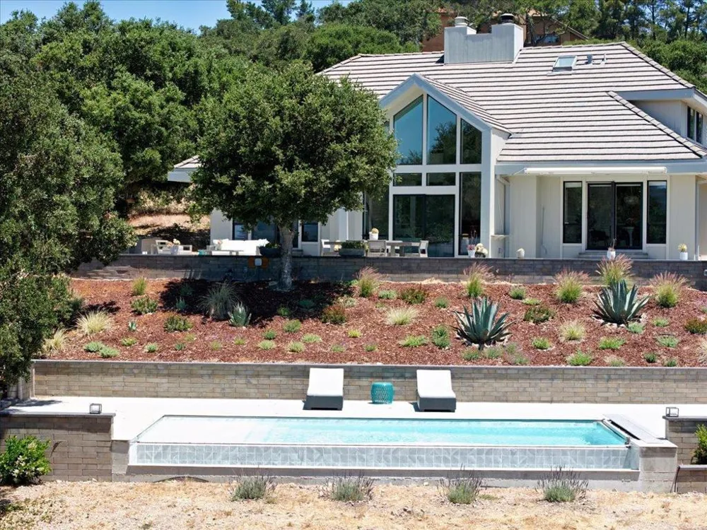 31499 Via Las Rosas Carmel Valley, CA 93924