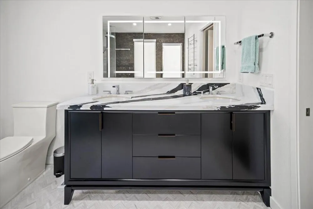 31499 Via Las Rosas Carmel Valley, CA 93924