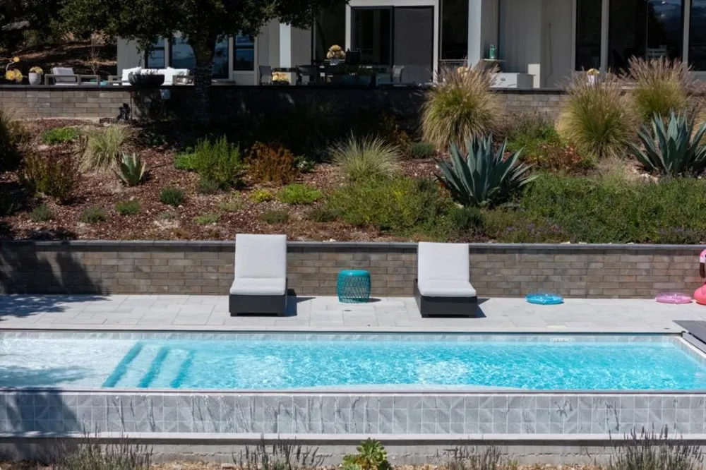 31499 Via Las Rosas Carmel Valley, CA 93924
