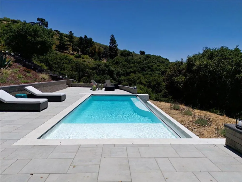 31499 Via Las Rosas Carmel Valley, CA 93924