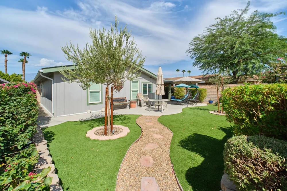 34912 Tioga Thousand Palms, CA 92276