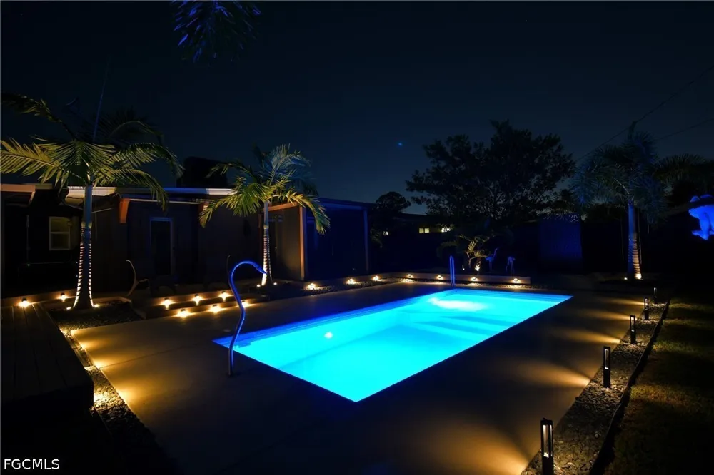 Oakley Avenue Fort Myers, FL 33901