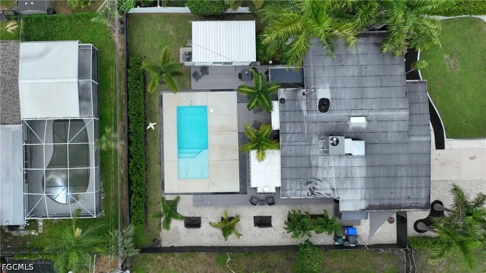 Oakley Avenue Fort Myers, FL 33901