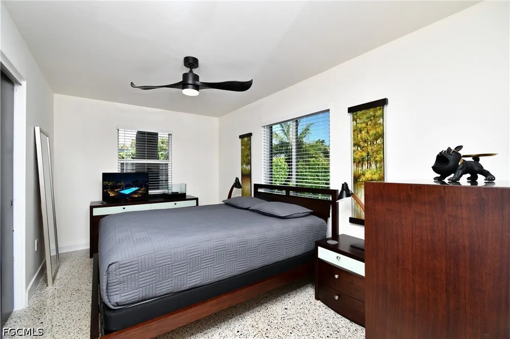 Oakley Avenue Fort Myers, FL 33901