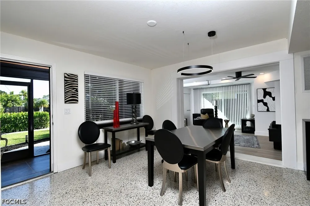 Oakley Avenue Fort Myers, FL 33901