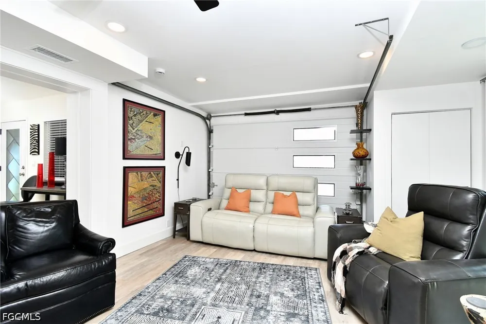 Oakley Avenue Fort Myers, FL 33901