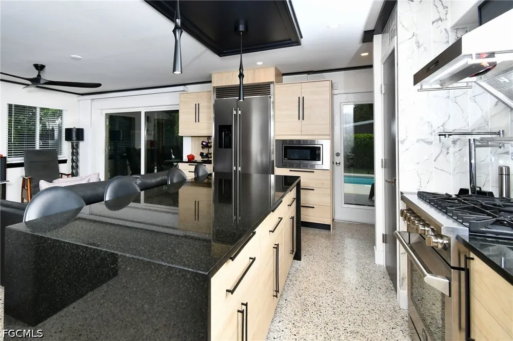 Oakley Avenue Fort Myers, FL 33901