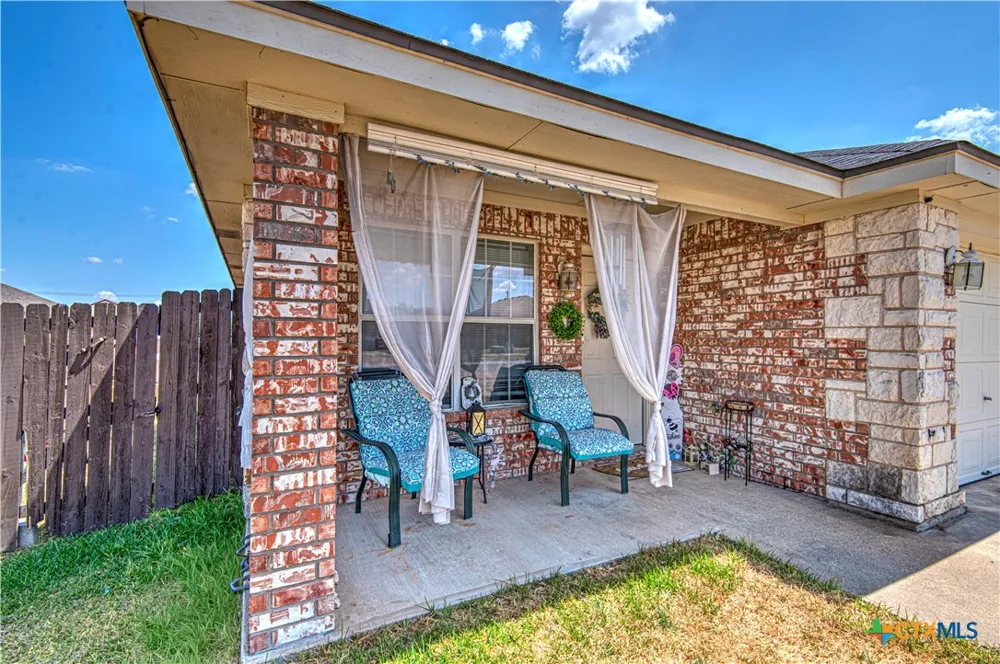 1504 Golden Eagle Court Killeen, TX 76549