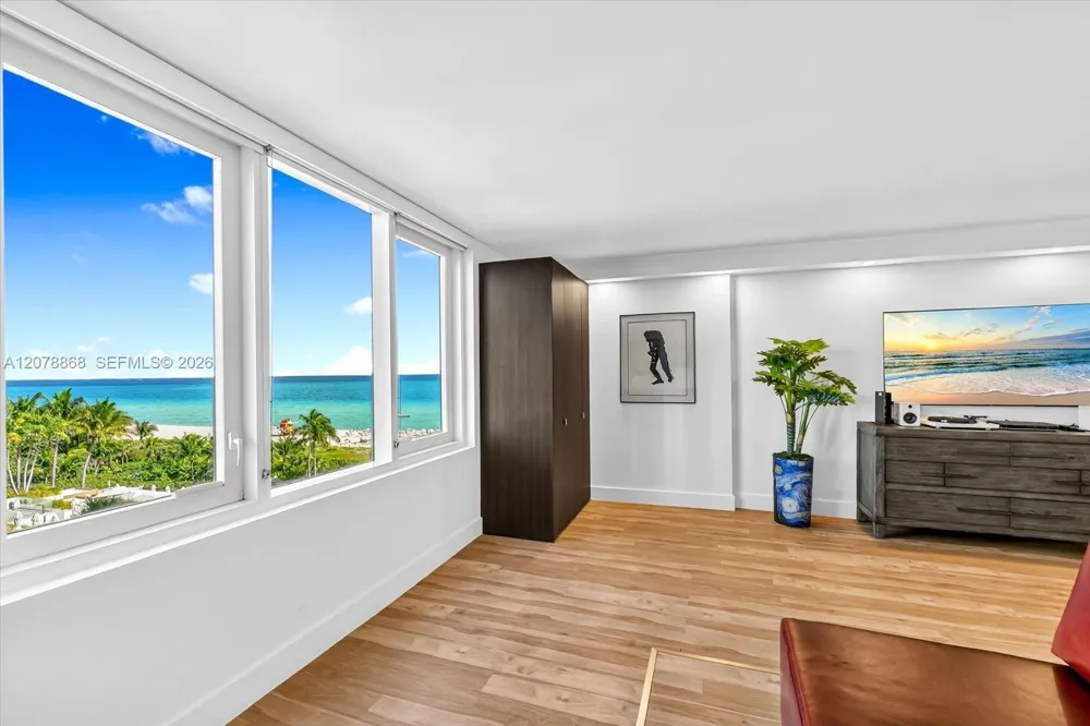 2301 Collins Ave #714 Miami Beach, FL 33139