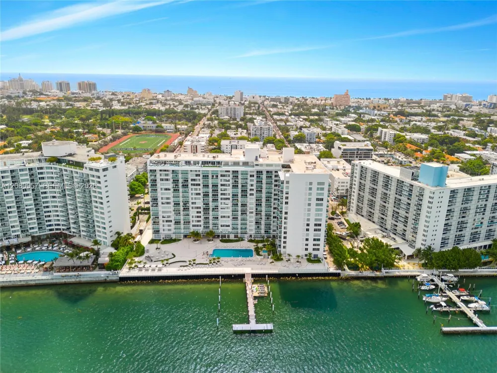 1000 West Ave #1518 Miami Beach, FL 33139