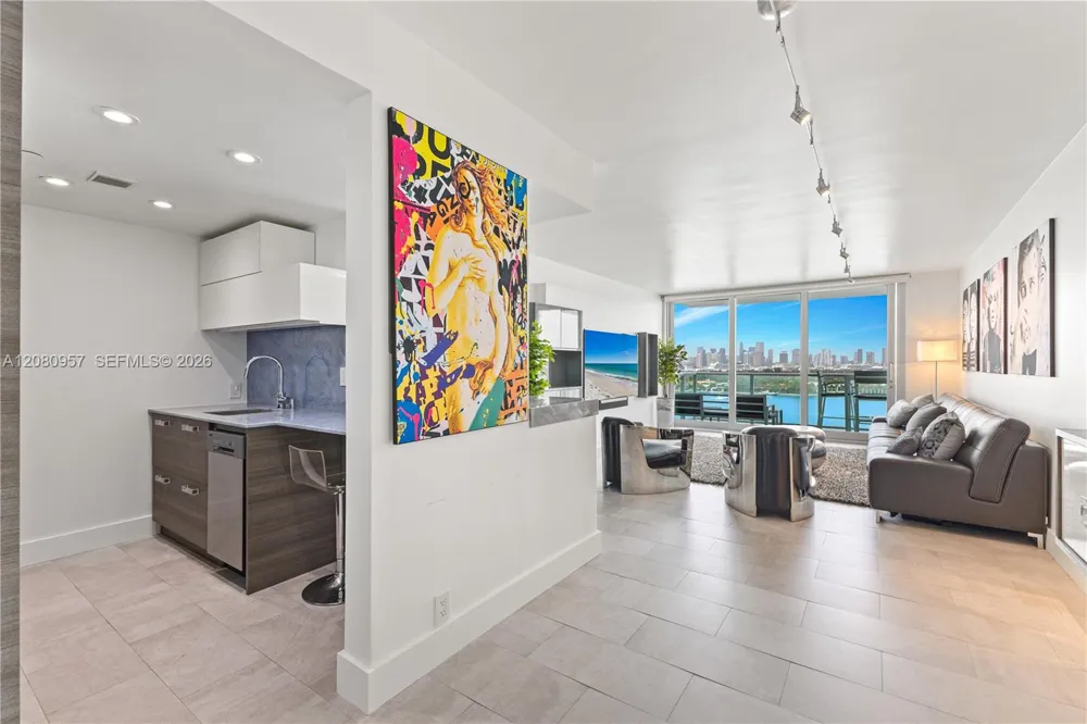 1000 West Ave #1518 Miami Beach, FL 33139