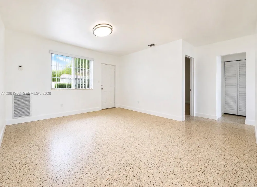 212 Northwest Blvd #214 Miami, FL 33126