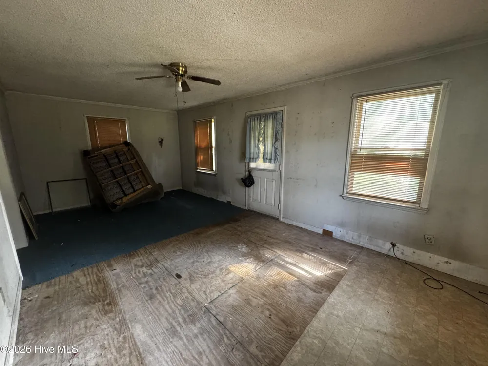 306 S Broad Street Robersonville, NC 27871
