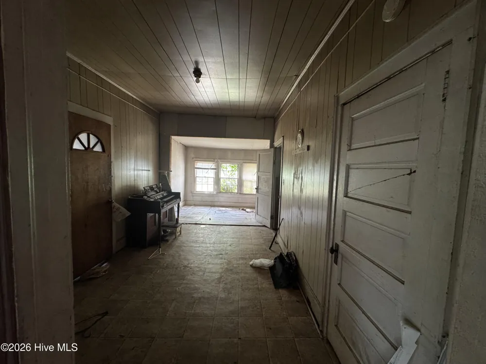 306 S Broad Street Robersonville, NC 27871