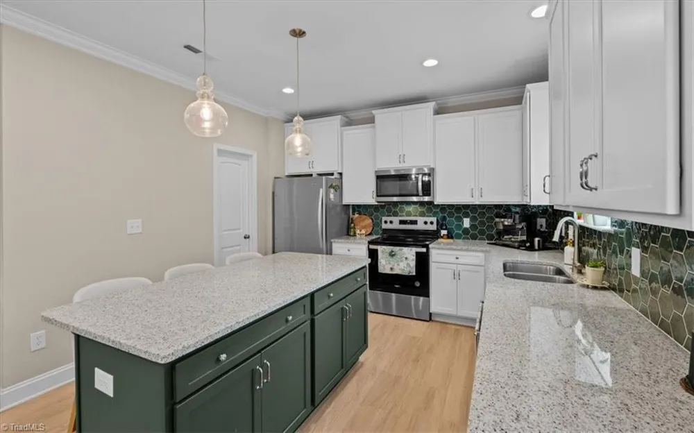 1637 Appaloosa Place High Point, NC 27262