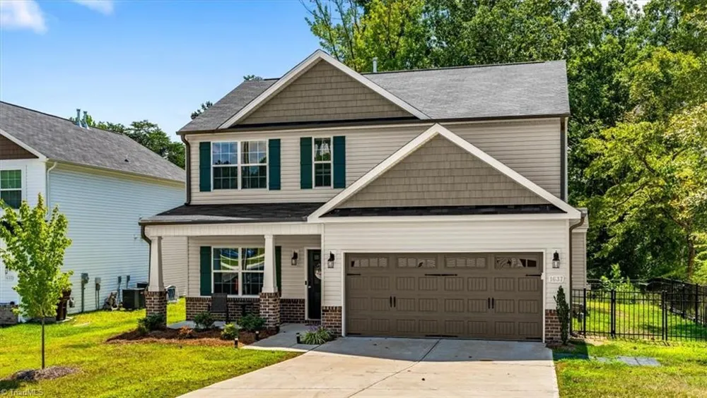 1637 Appaloosa Place High Point, NC 27262