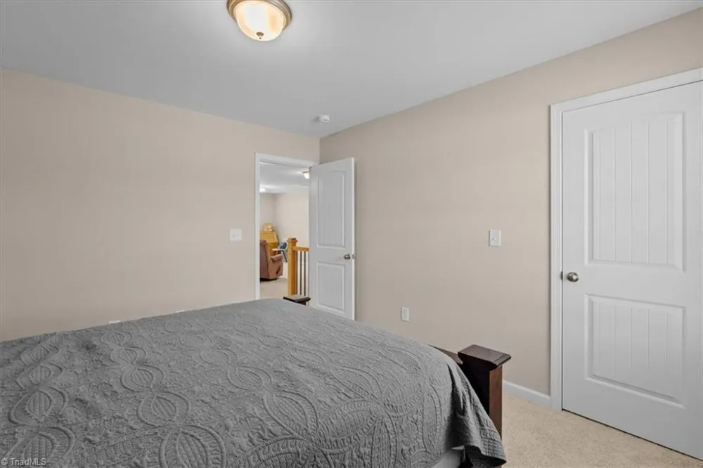 1637 Appaloosa Place High Point, NC 27262