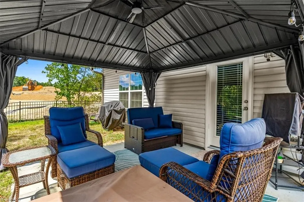 1637 Appaloosa Place High Point, NC 27262