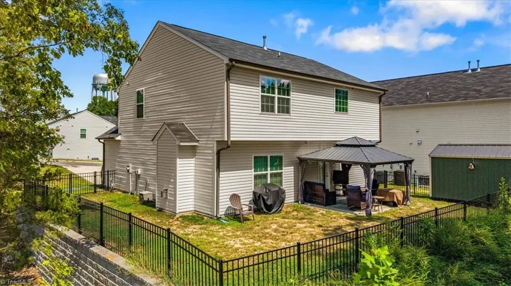 1637 Appaloosa Place High Point, NC 27262