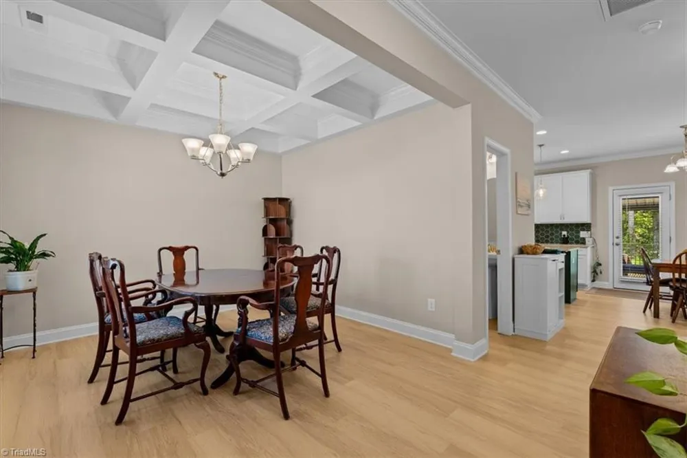 1637 Appaloosa Place High Point, NC 27262