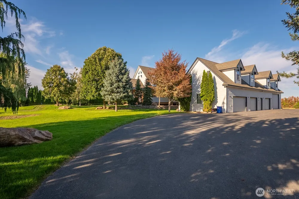 9592 Baseline .5 Rd SE Moses Lake, WA 98837