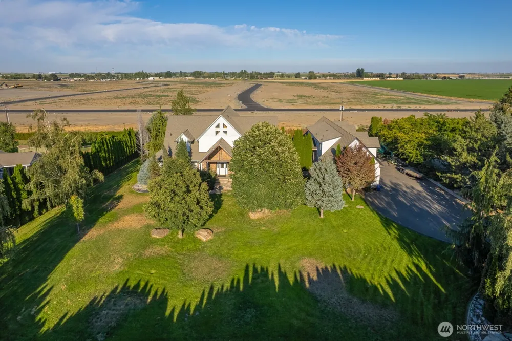 9592 Baseline .5 Rd SE Moses Lake, WA 98837
