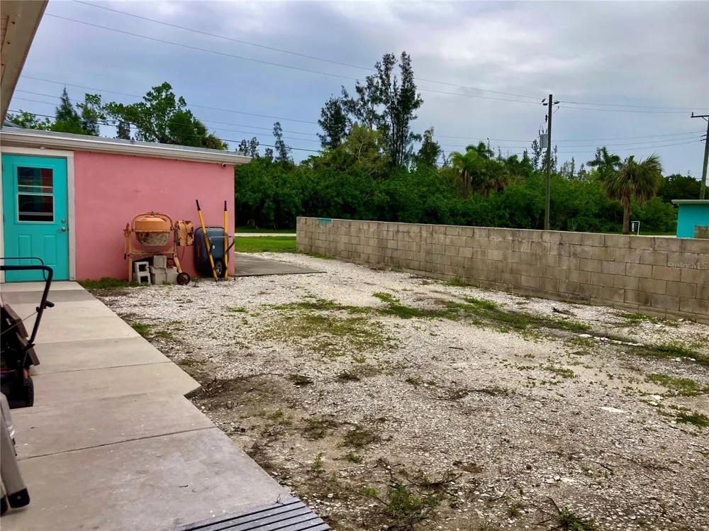 232 DARST AVENUE Punta Gorda, FL 33950