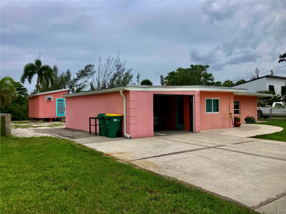 232 DARST AVENUE Punta Gorda, FL 33950