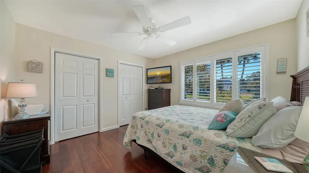2721 RIVERBLUFF PLACE #V-50 Sarasota, FL 34231