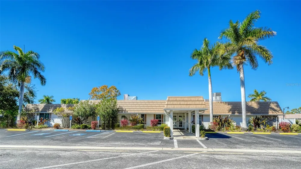 2721 RIVERBLUFF PLACE #V-50 Sarasota, FL 34231