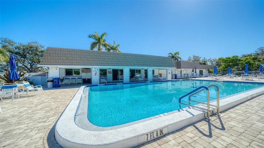 2721 RIVERBLUFF PLACE #V-50 Sarasota, FL 34231