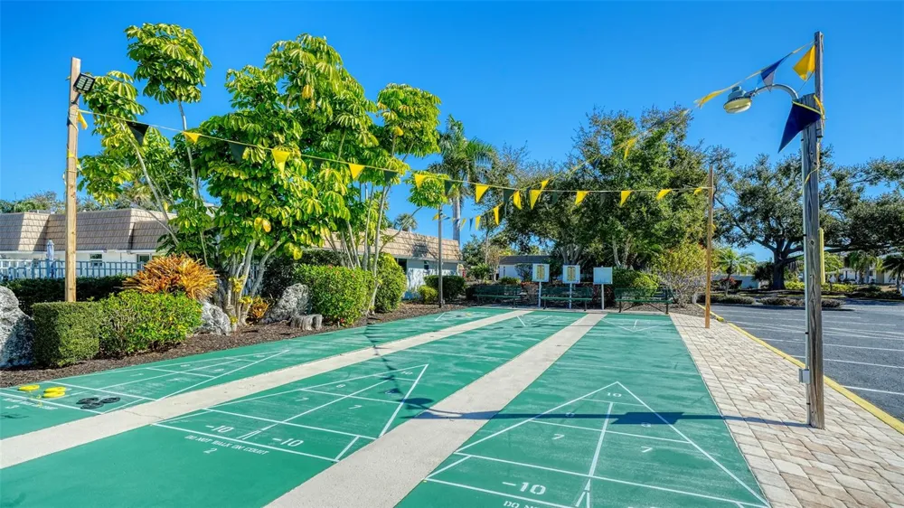 2721 RIVERBLUFF PLACE #V-50 Sarasota, FL 34231