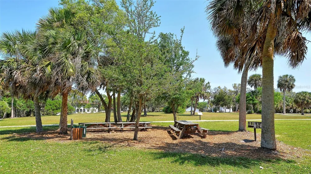 2721 RIVERBLUFF PLACE #V-50 Sarasota, FL 34231