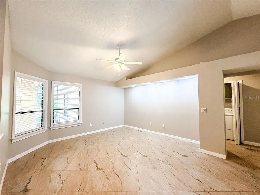 9542 PEBBLE GLEN AVENUE Tampa, FL 33647