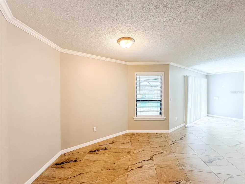 9542 PEBBLE GLEN AVENUE Tampa, FL 33647