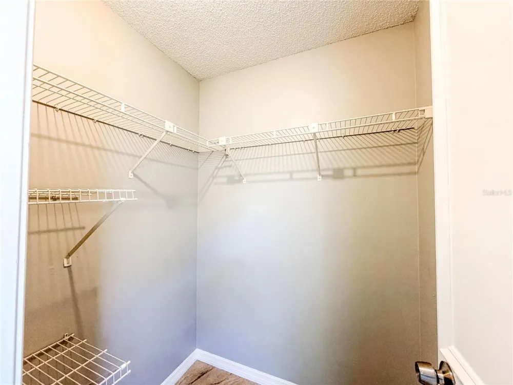 9542 PEBBLE GLEN AVENUE Tampa, FL 33647