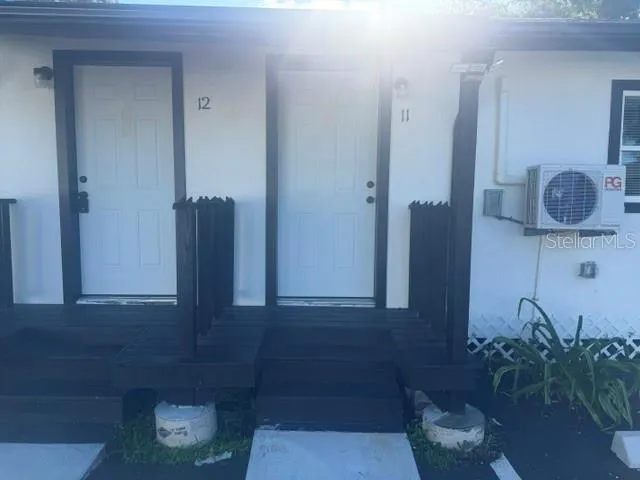 4605 HUBERT AVENUE #11 Tampa, FL 33614