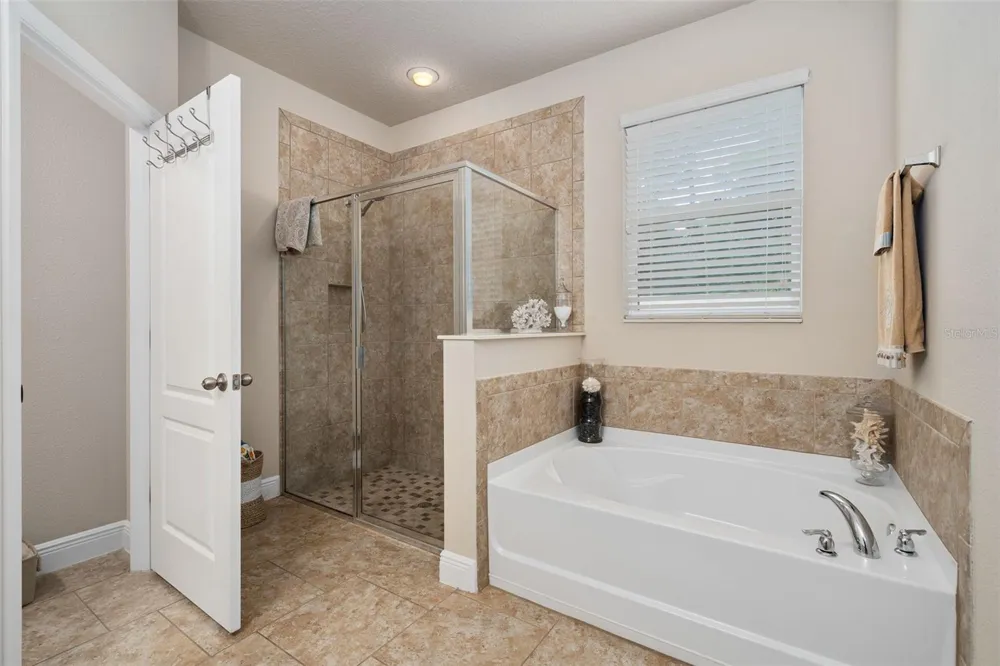 1007 FLAGSTONE COURT Apopka, FL 32703